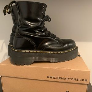 Dr. Martens Jadon Platform boots